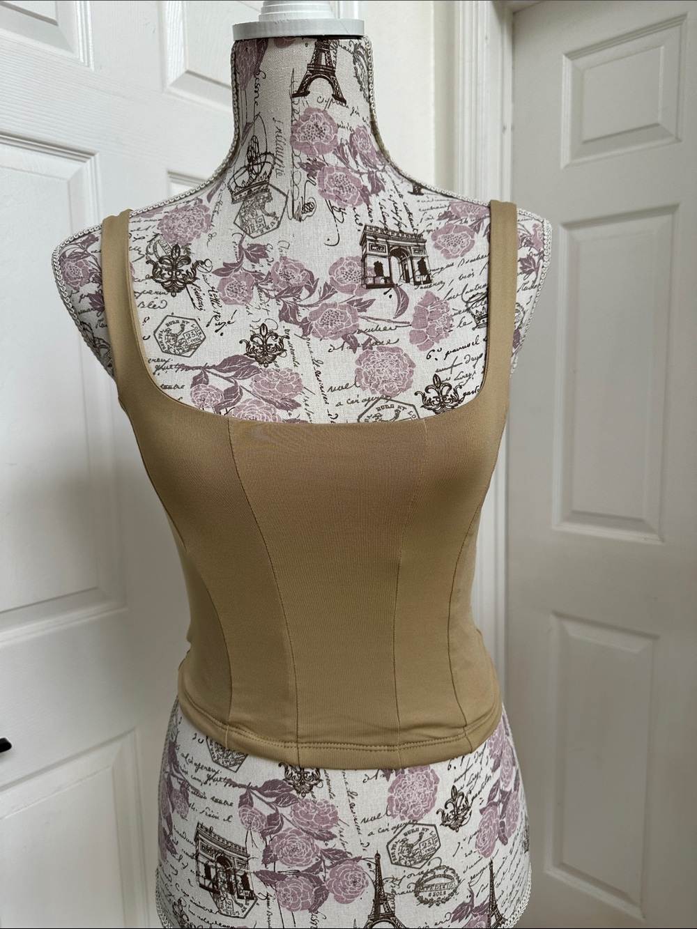 Forever21 Women’s Beige Corset Tank Structured Square Neck Size S